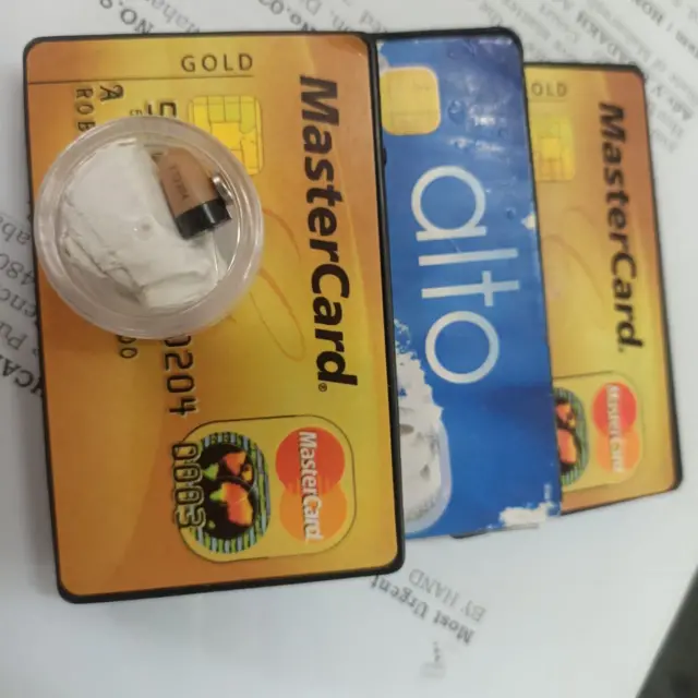 आरोपींकडे सापलडलेले मास्टर कार्ड.