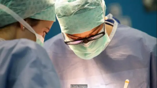 "Một sự pha trộn các công việc vi mô có thể làm cho bạn cảm thấy có tính kinh doanh mạo hiểm hơn, ngay cả khi bạn làm việc cho một công ty lớn" Jacob Morgan nói.