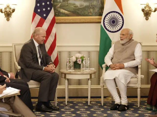 नरेंद्र मोदी