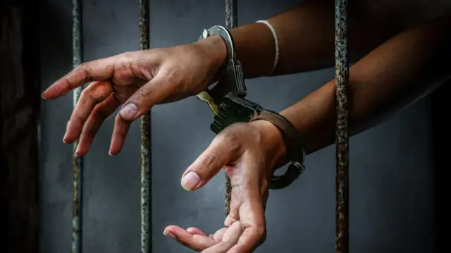 Police arrest woman wey play her mama wayo of $140m - BBC News Pidgin