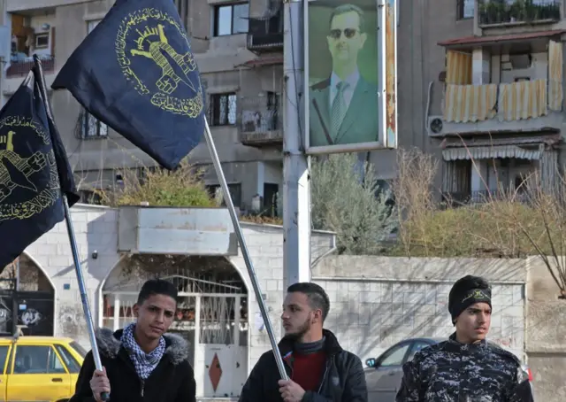 အစ္စရေးလက်ချက်နဲ့ သေဆုံးသူတွေရဲ့ အသုဘမှာ ပူဆွေးကြောင်းပြသ