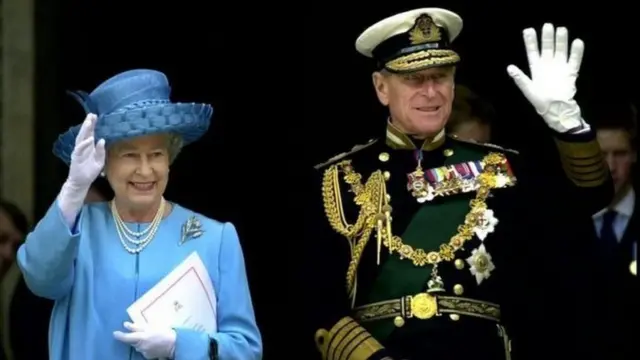 प्रिंस फ़िलिप और महारानी एलिज़ाबेथ