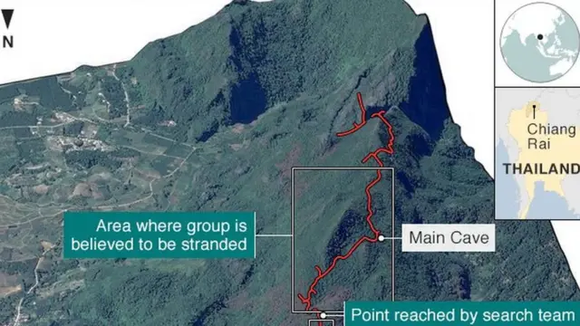Tim berusaha mencari cara untuk masuk ke terowongan dari puncak bukit.