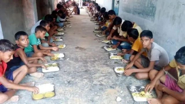 करतारपुर कॉरिडोर पर भारत-पाक आए नज़दीक: प्रेस रिव्यू