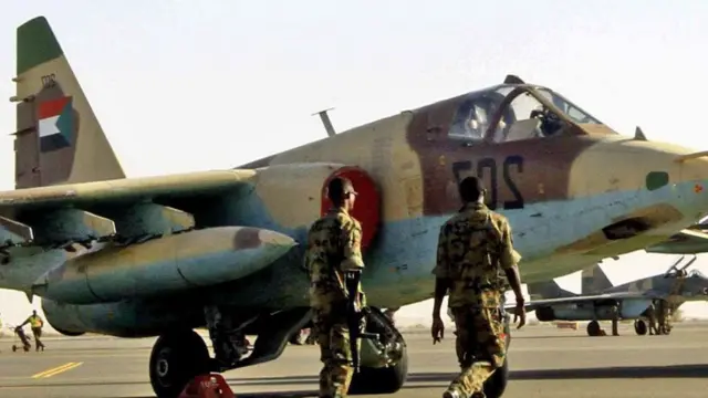 ሰራዊት ሱዳን ነፈርቲ ውግእ ኣለዎ፡ ሓይልታት ህጹጽ ደገፍ ድማ ሰብ ኣልቦ ነፈርቲ ከምዝጥቀሙ ይንገር