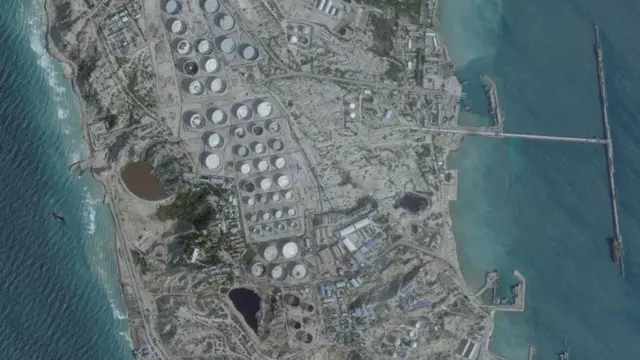 A satellite image showing an oil terminal at Kharg Island