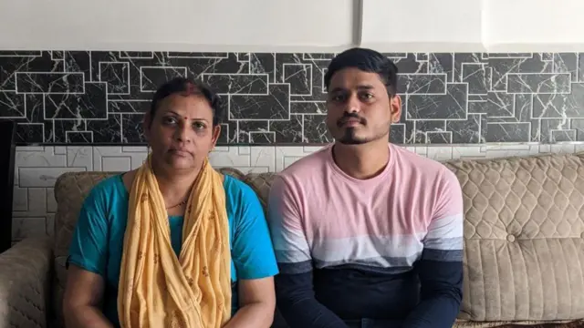 મનોજ સાનેના પાડોશી