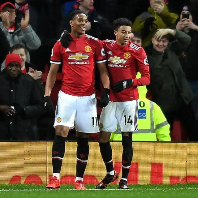 Martial y Lingard
