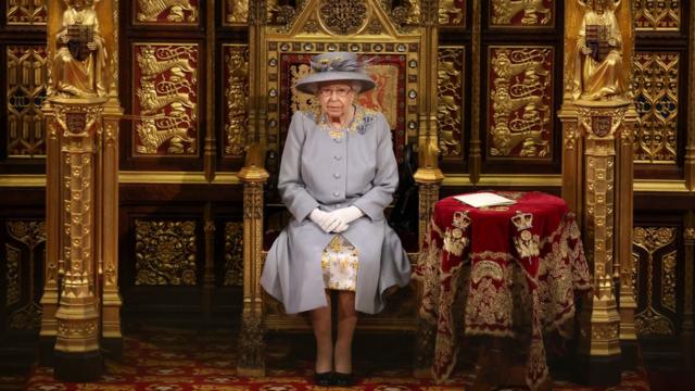 Королева на открытии парламента в 2021 году