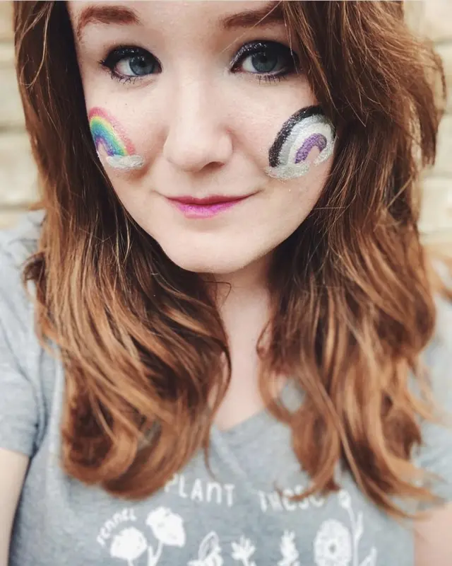 미국 인디애나주에 사는 엘 로즈(28)는 자신의 반성애적 성정체성을 오랫동안 받아들이지 못했다