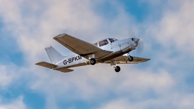 Joorji Wooker Juuniyer xiyyaara balaliisuutti gammada