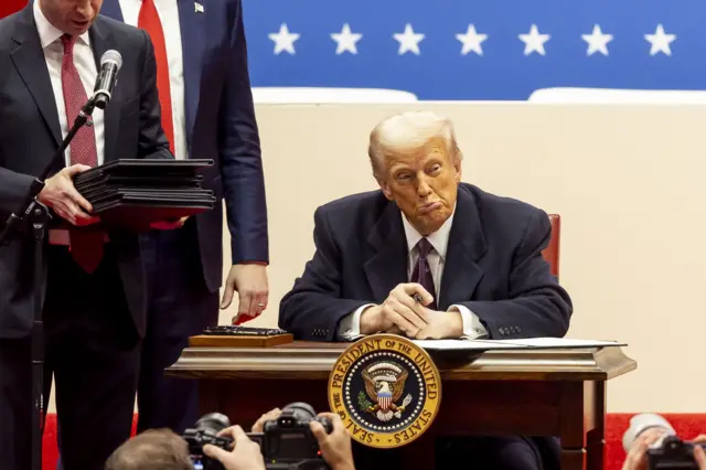 डोनल्ड ट्रम्प