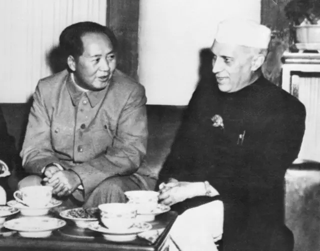 पंडित नेहरू आणी माओ