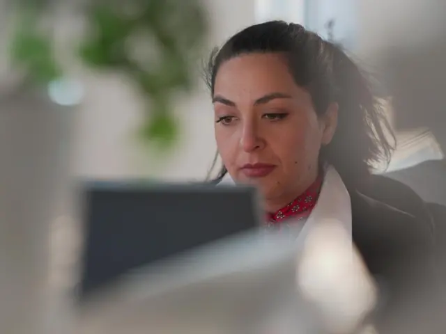 एन्जेला गायुर