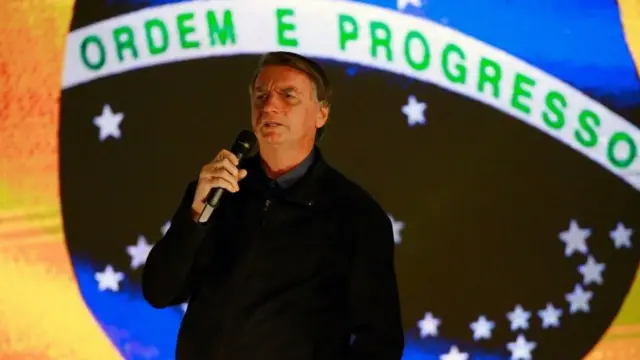 Jair Bolsonaro discursa