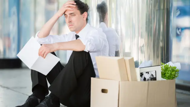 বিশ্বের বড় প্রায় সব প্রযুক্তি কোম্পানিই কর্মী ছাঁটাইয়ের ঘোষণা দিয়েছে