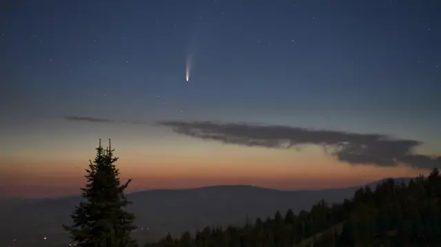 2020 साली आलेला निओवाईज धूमकेतू