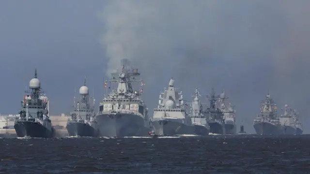 Dooniwwaan Waraanaa Raashiyaa agarsiisarra turan