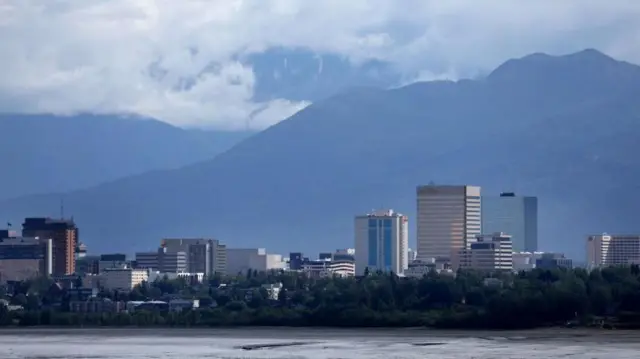 د امریکا د الاسکا ایالت مرکزي ښار 