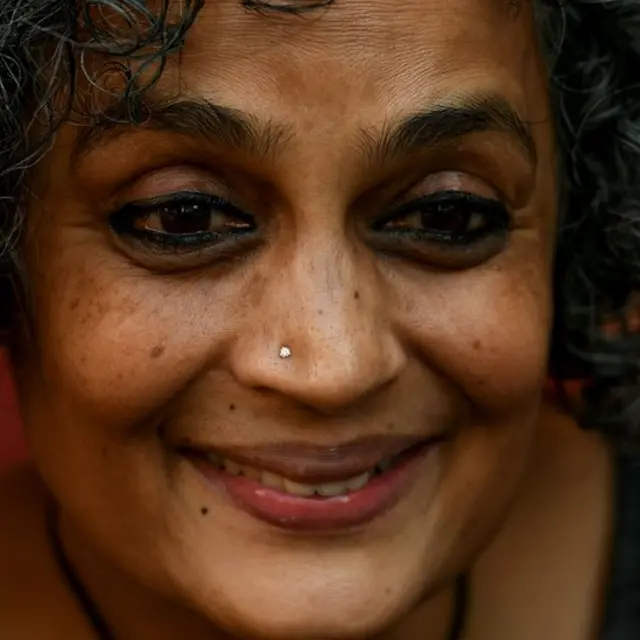 अरुंधति रॉय