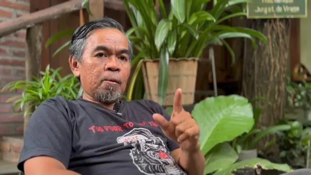 Muhidin M Dahlan, kliping, arsip