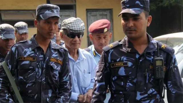 సుమారు 17 ఏళ్లుగా శోభరాజ్ నేపాల్ జైల్లో ఖైదీగా ఉన్నారు