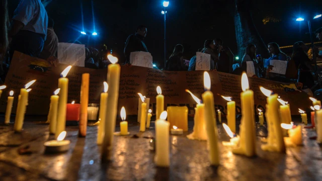 Vigilia por los muertos en las protestas