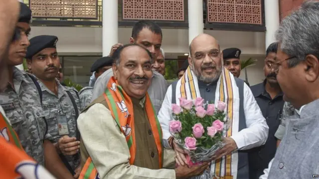 ओबीसी कमीशन बिल पास