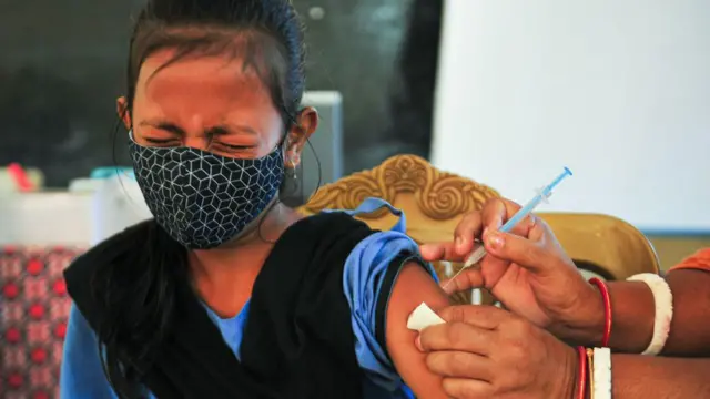 করোনাভাইরাসের টিকা