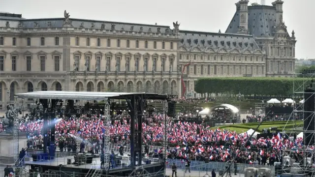 طرفداران امانوئل مکرون