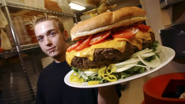 बर्गर, फास्ट फूड