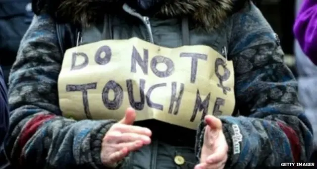 यौन अपराध, यौन उत्पीड़न, महिलाएं, लड़कियां, पुरुष, छेड़छाड़, रेप