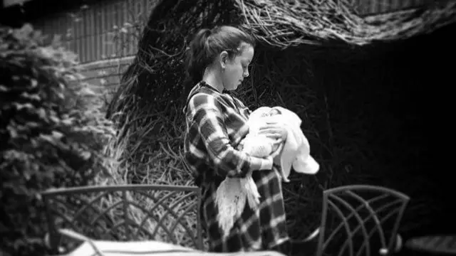 Chloe Nicholson y su hija Phoebe-Quinn