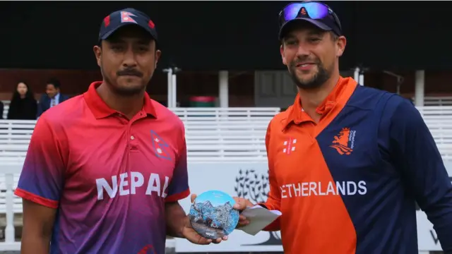 कप्तान पारस खड्का