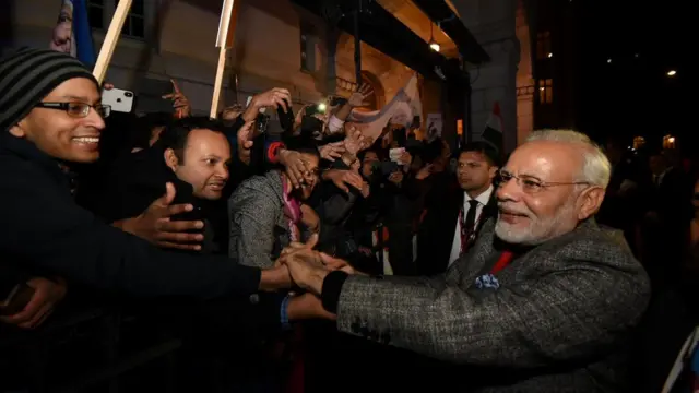 लंदन में मोदी