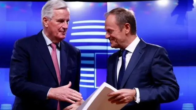 બ્રેક્ઝિટ મુસદ્દો રજુ કરતી વખતે