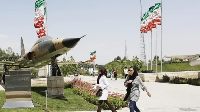 இரான் போர் விமானம்