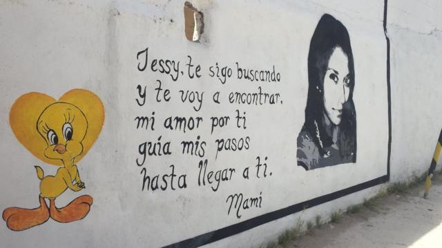 Mural dedicado a Jessica Padilla, hija de Anita Cuéllar, quien desapareció a los 16 años en 2011.