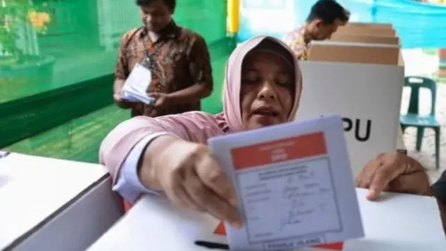 இந்தோனீசியாவில் தேர்தல் பணிச்சுமையால் உயிரிழந்த 272 ஊழியர்கள்