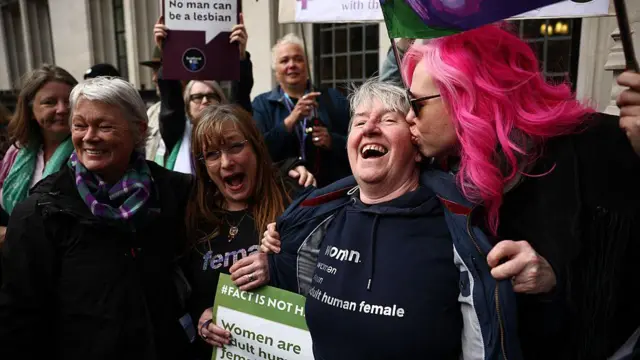 Awọn obinrin n dunnu lori idajọ ile ẹjọ to ga julọ