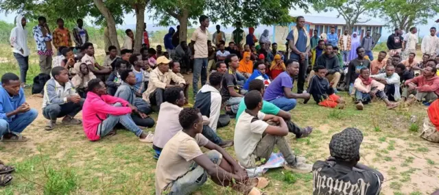 Namoota naannoo Somaaleerraa baqatanii Moyyaalee qubatan