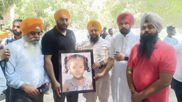 ਦਿਲਰੋਜ਼ ਦੇ ਪਰਿਵਾਰਕ ਮੈਂਬਰ 