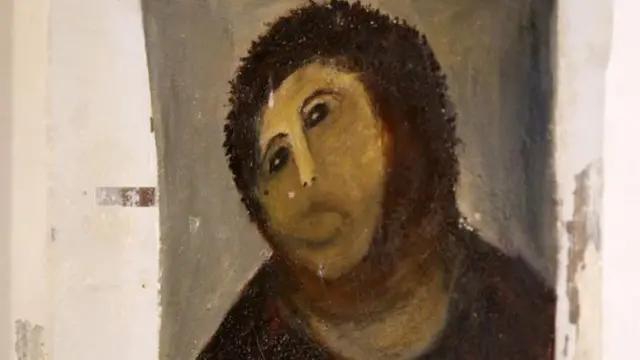 O 'Ecce Homo' modificado por Cecilia Giménez no Santuário da Misericórdia em Borja, Espanha
