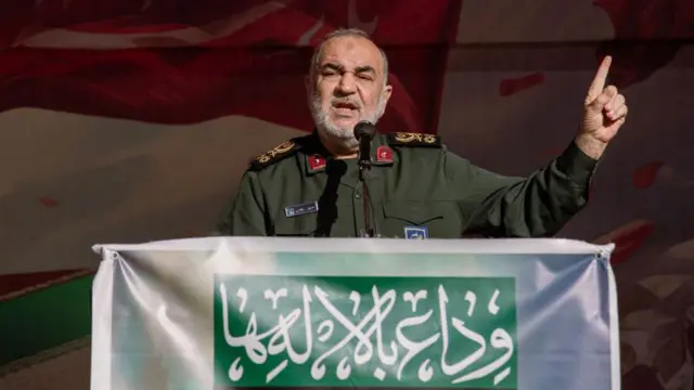 အစ္စရေး ဒါမှမဟုတ် အမေရိကန်က တိုက်ခိုက်လာခဲ့ရင် "အီရန်က ငရဲတံခါးတွေကို ဖွင့်ပစ်မယ်" လို့ ကြွေးကြော်ခဲ့သူ ဟူစိန် ဆာလာမီ