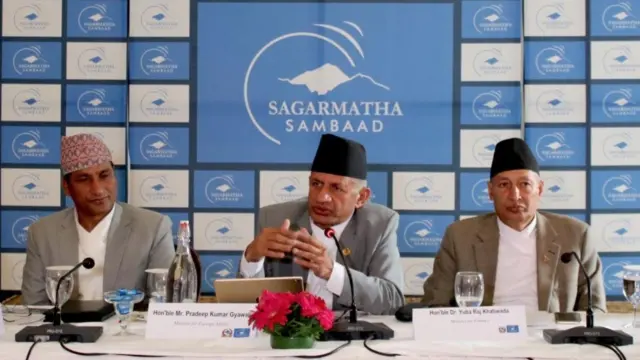 २०२० मा सगरमाथा संवादको पहिलो शृङ्खला आयोजना गर्ने तयारीबारे जानकारी गराउँदै तत्कालीन परराष्ट्रमन्त्री प्रदीप ज्ञवाली
