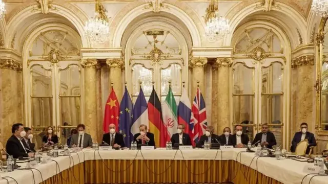 مذاکرات برای احیای توافق برجام که رفع تحریم های ایالات متحده از ایران بخشی از آن خواهد بود به زودی از سرگرفته می شود