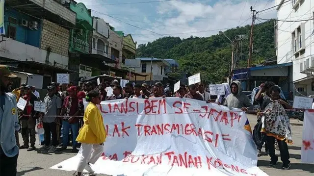 Transmigrasi Papua, demo