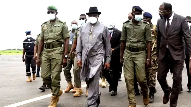 Le médiateur de la CEDEAO Goodluck Jonathan