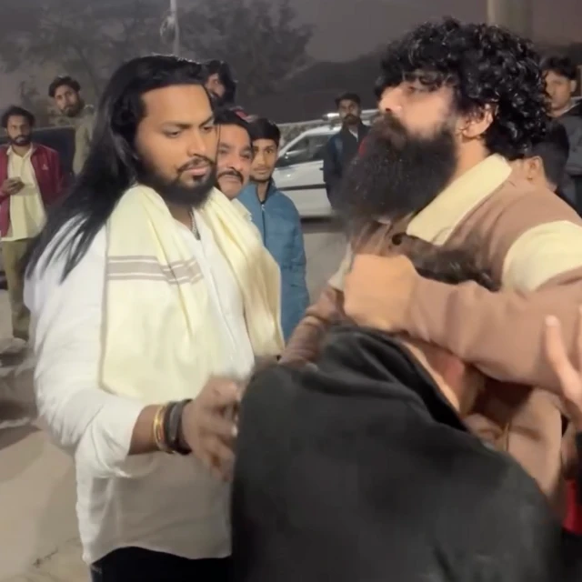 दिल्ली में यूट्यूबर से मारपीट