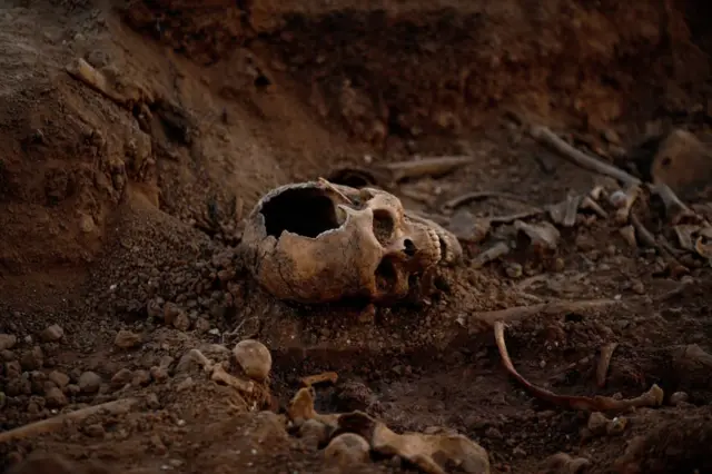 Una calavera en Belchite.